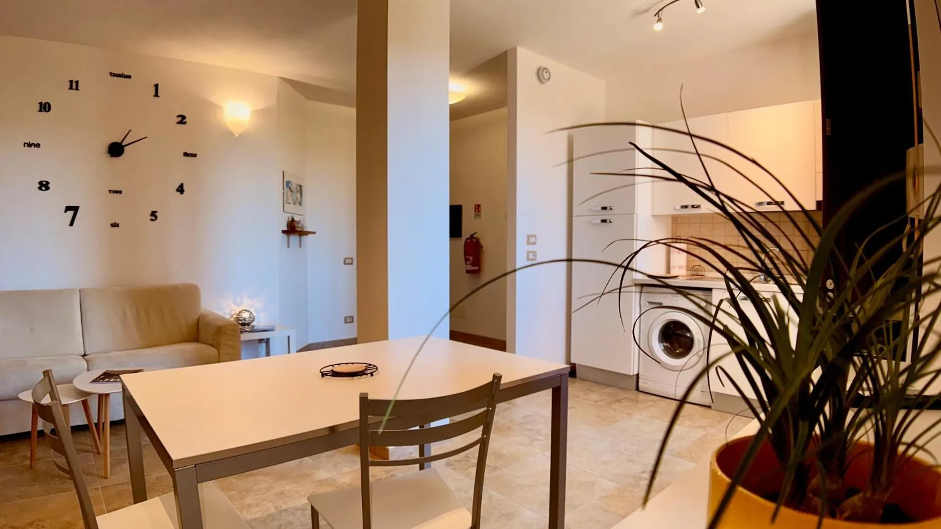 B&B Domo La Laguna Càbras Frühstückspension